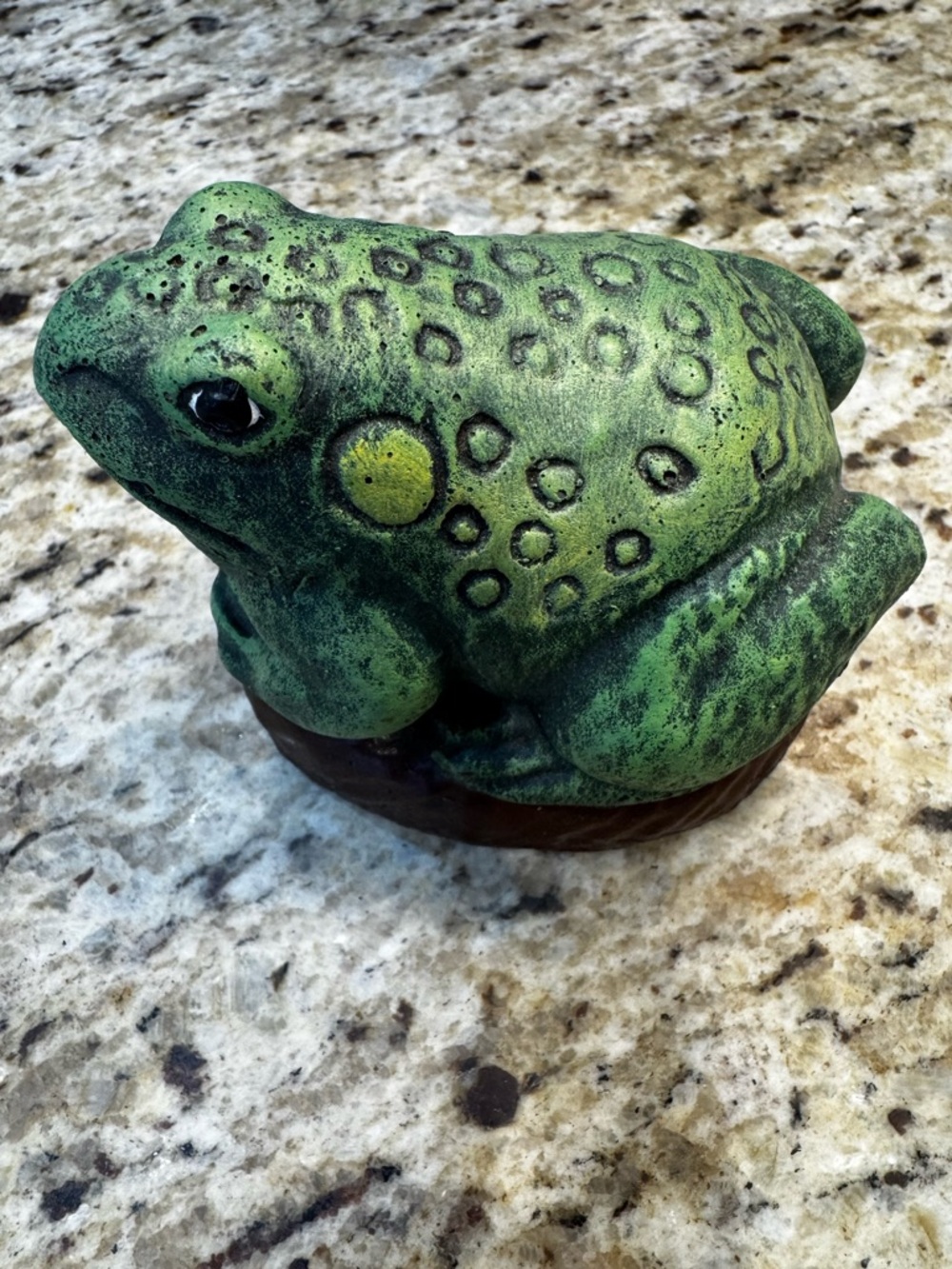 Decorative Sitting Frog Figurine